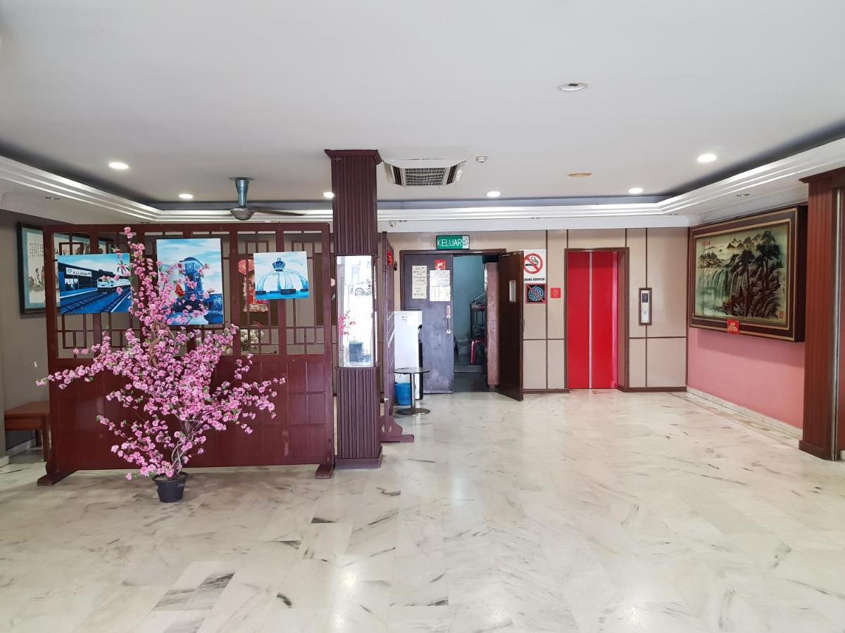 Anika Inn - Kluang Exteriör bild